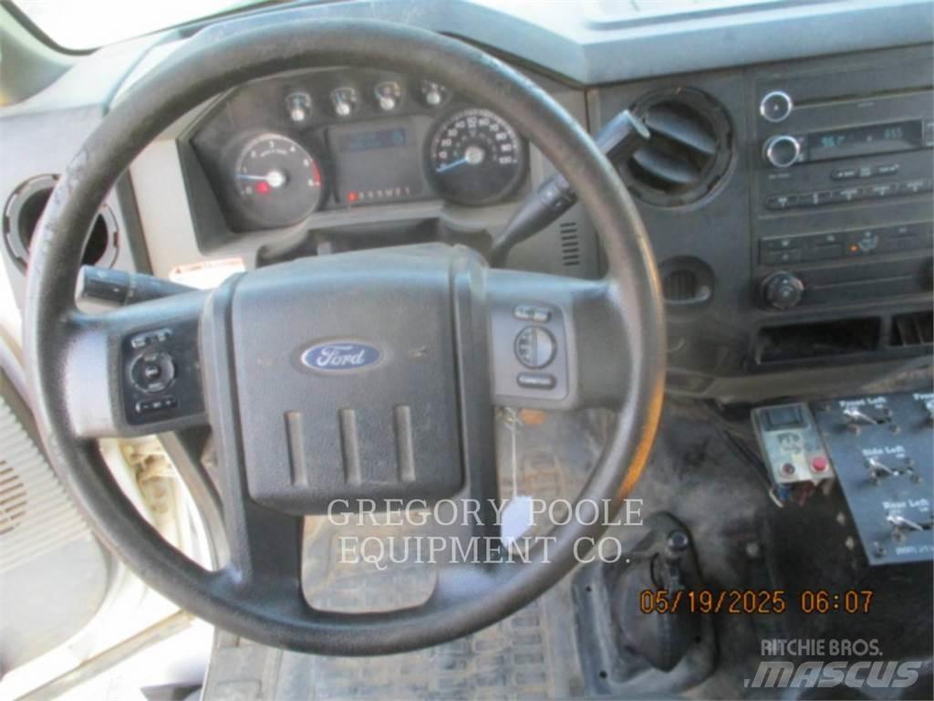 Ford F650 Грузовики-цистерны