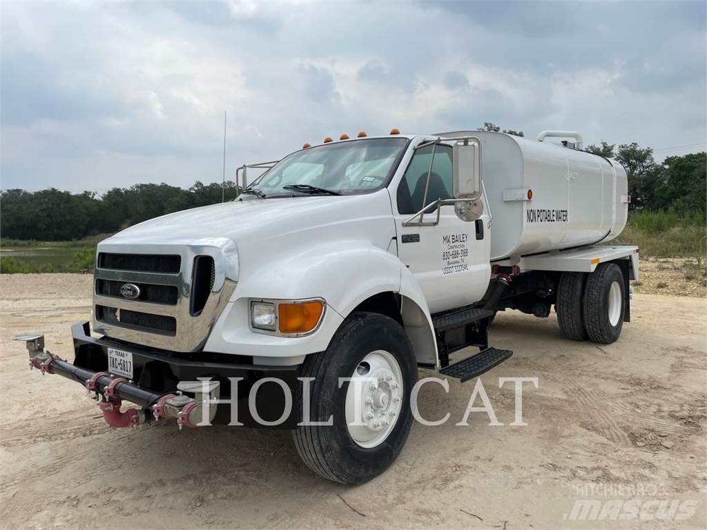 Ford F750 Грузовики-цистерны