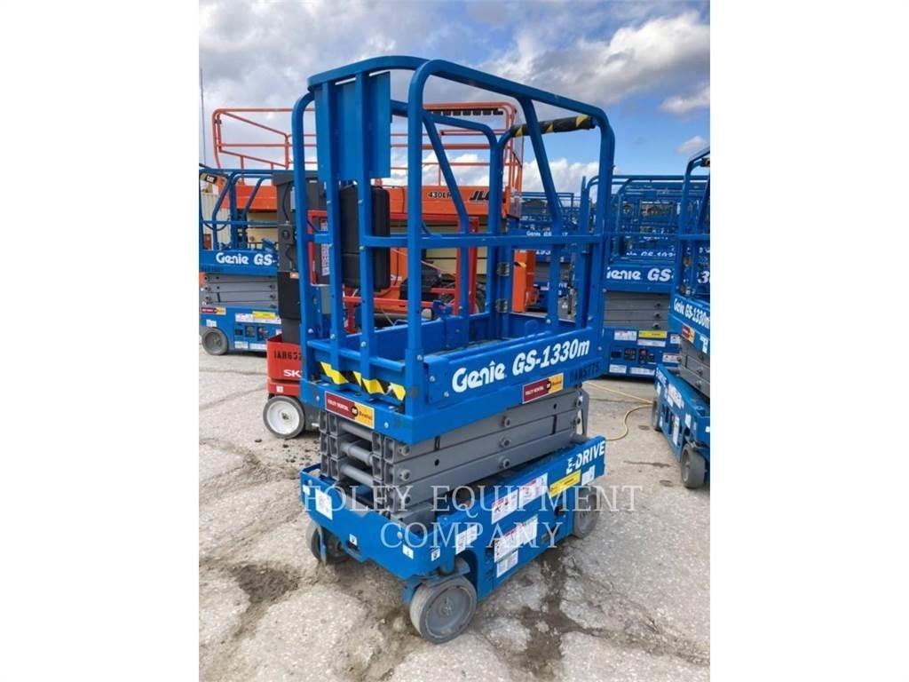 Genie GS1330 Ножничные подъемники