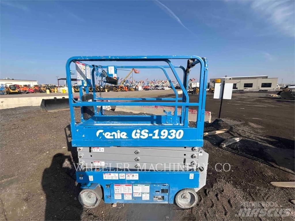 Genie GS1930 Ножничные подъемники