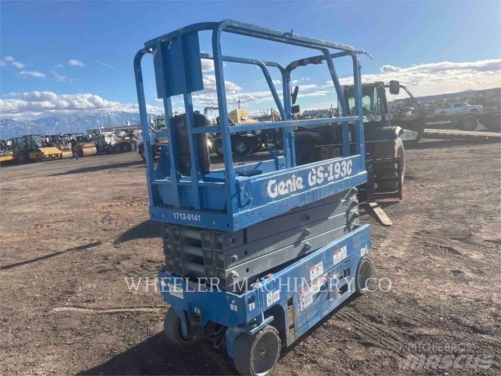 Genie GS1930 Ножничные подъемники