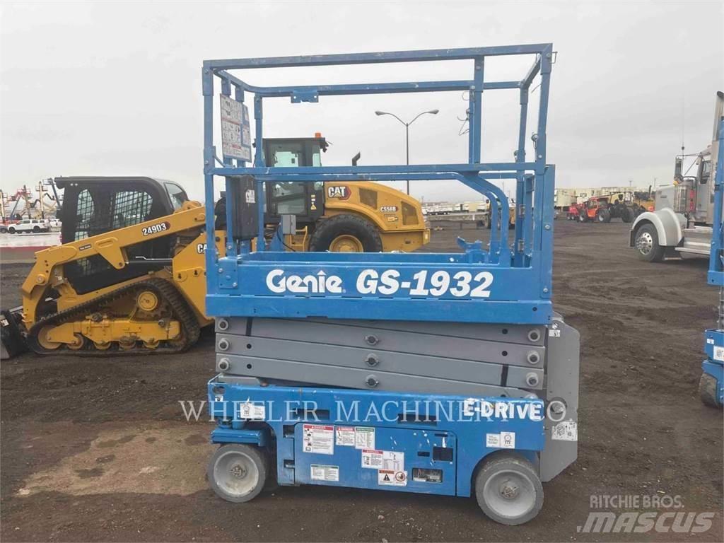 Genie GS1932 Ножничные подъемники
