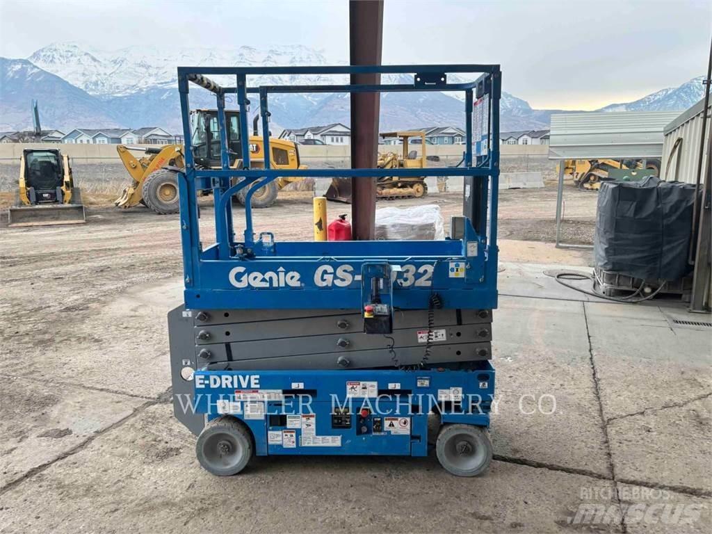 Genie GS1932 Ножничные подъемники