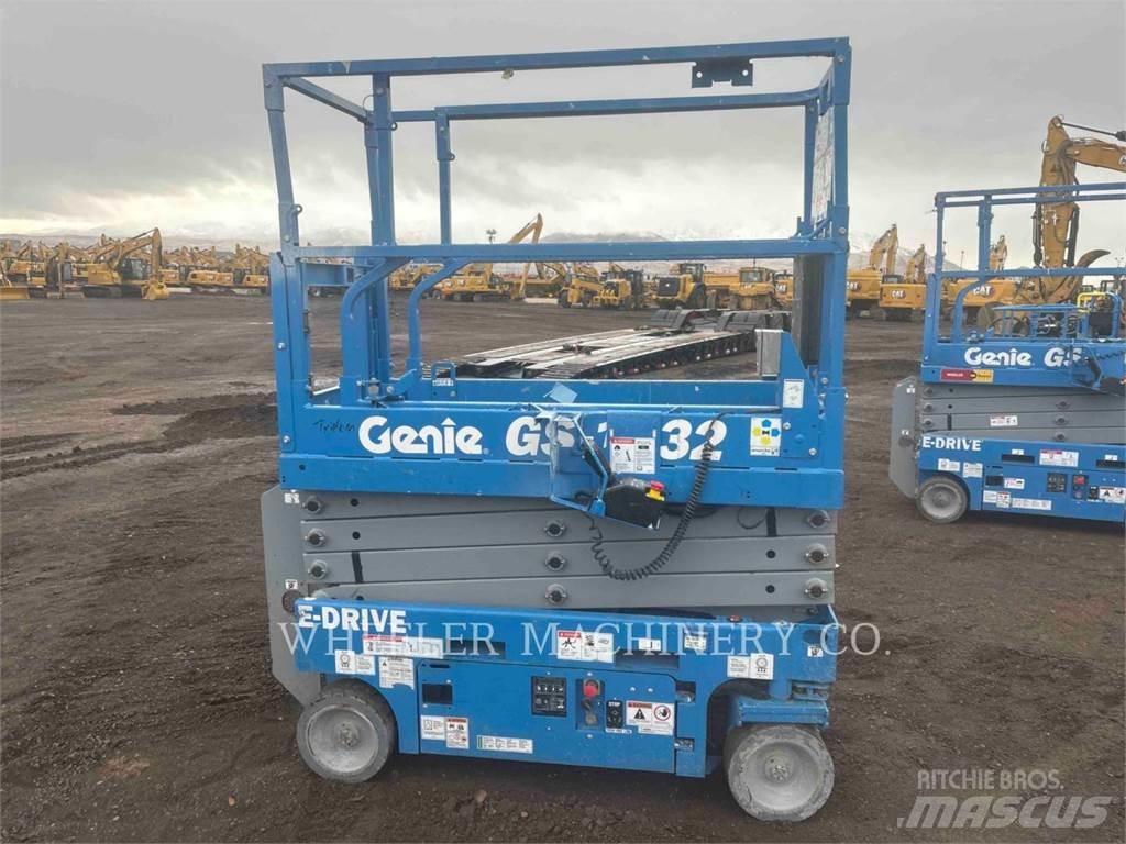 Genie GS1932 Ножничные подъемники