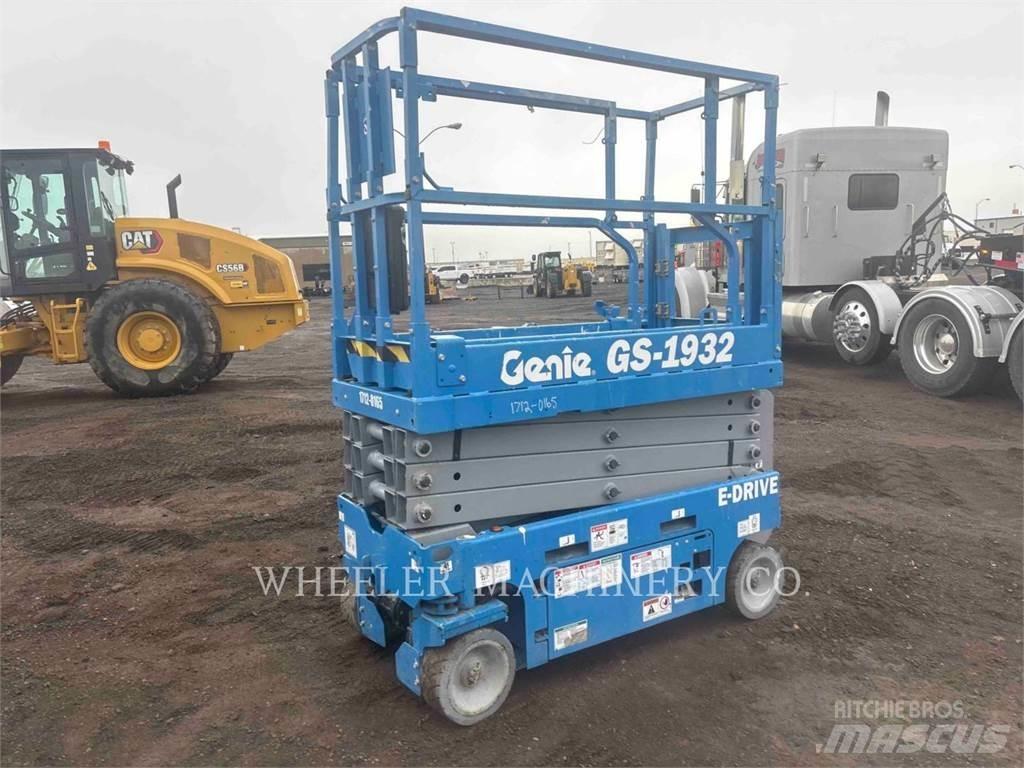 Genie GS1932 Ножничные подъемники