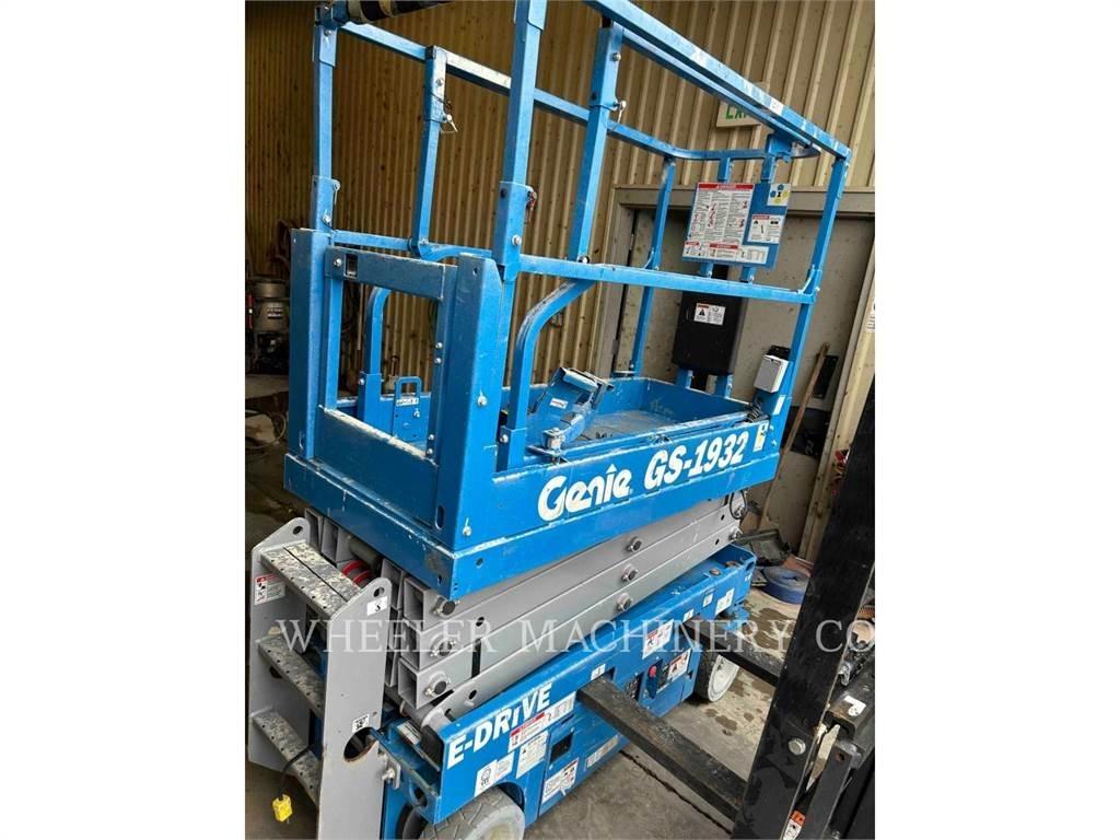 Genie GS1932 Ножничные подъемники