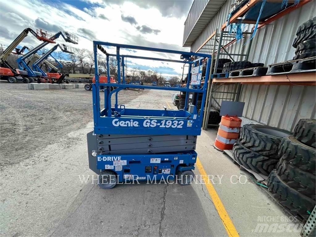 Genie GS1932 Ножничные подъемники