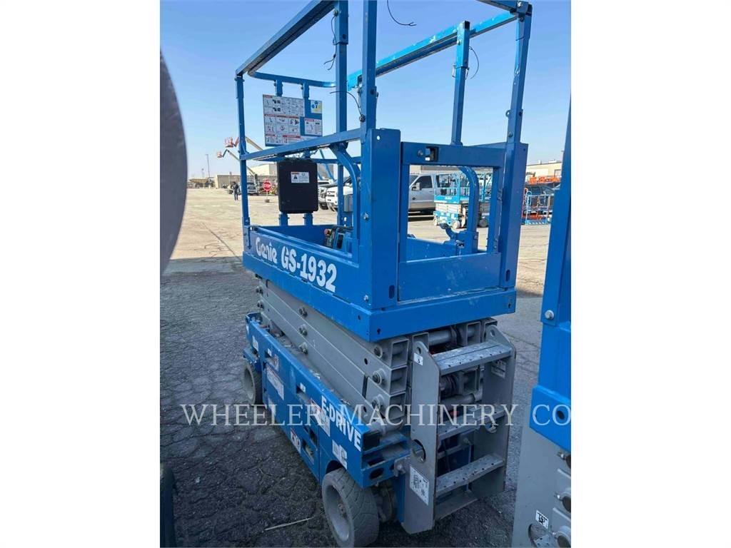 Genie GS1932 Ножничные подъемники