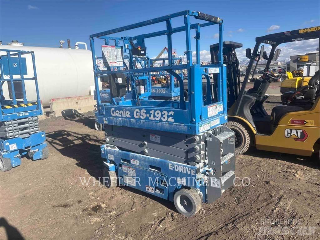 Genie GS1932 Ножничные подъемники