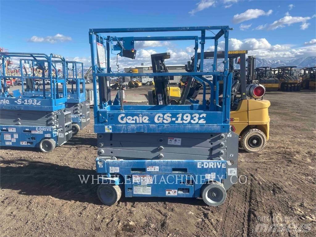 Genie GS1932 Ножничные подъемники