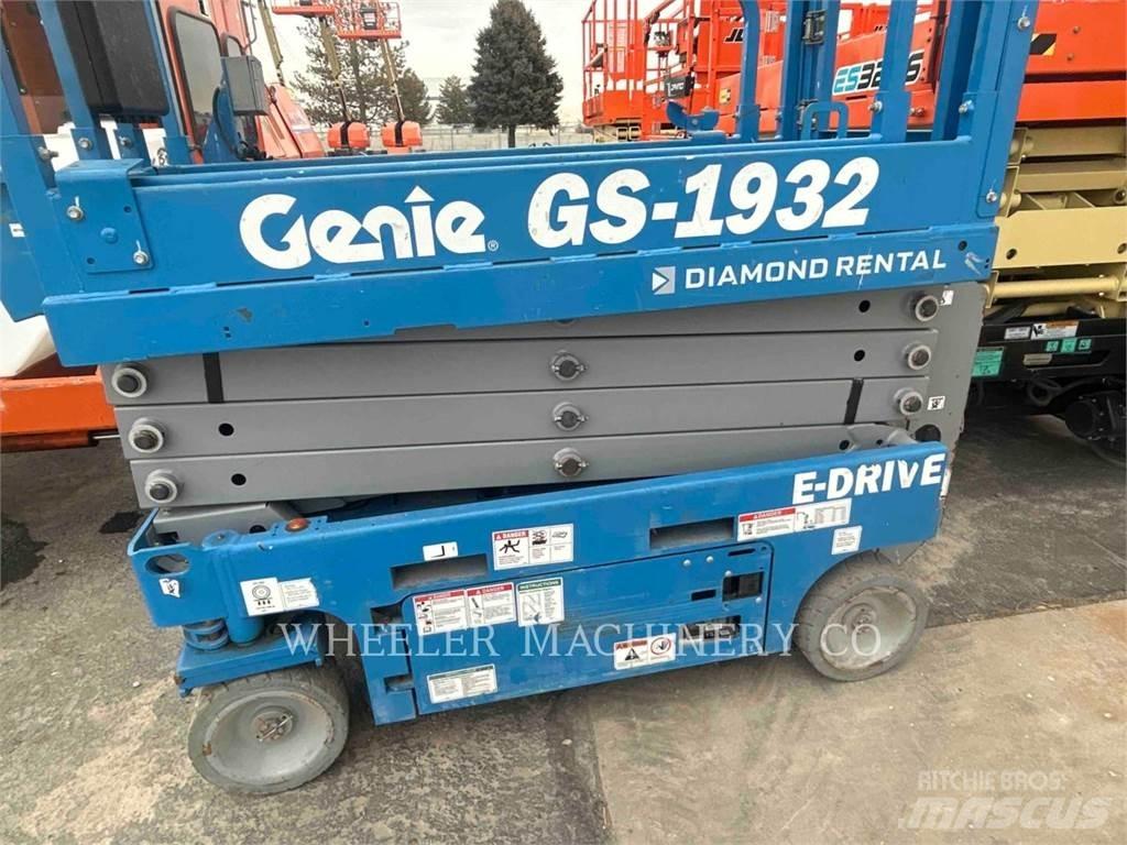 Genie GS1932 Ножничные подъемники