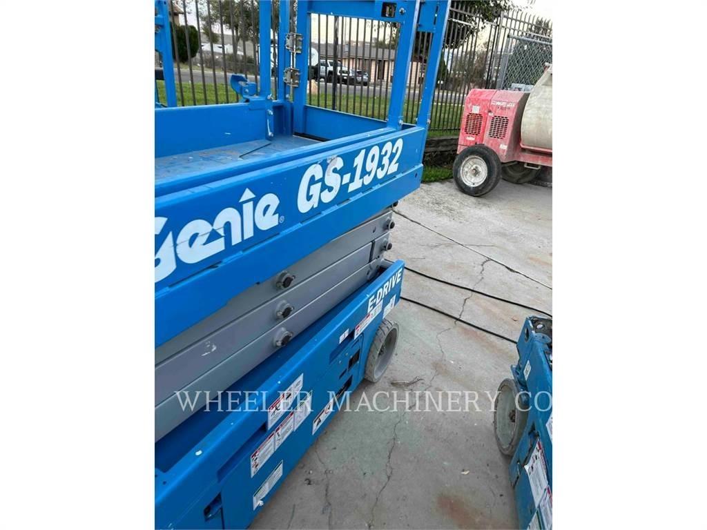 Genie GS1932 Ножничные подъемники