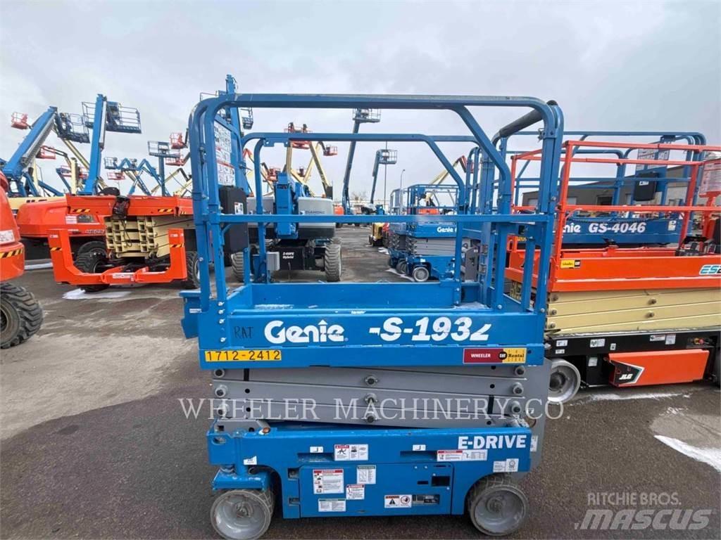 Genie GS1932 Ножничные подъемники