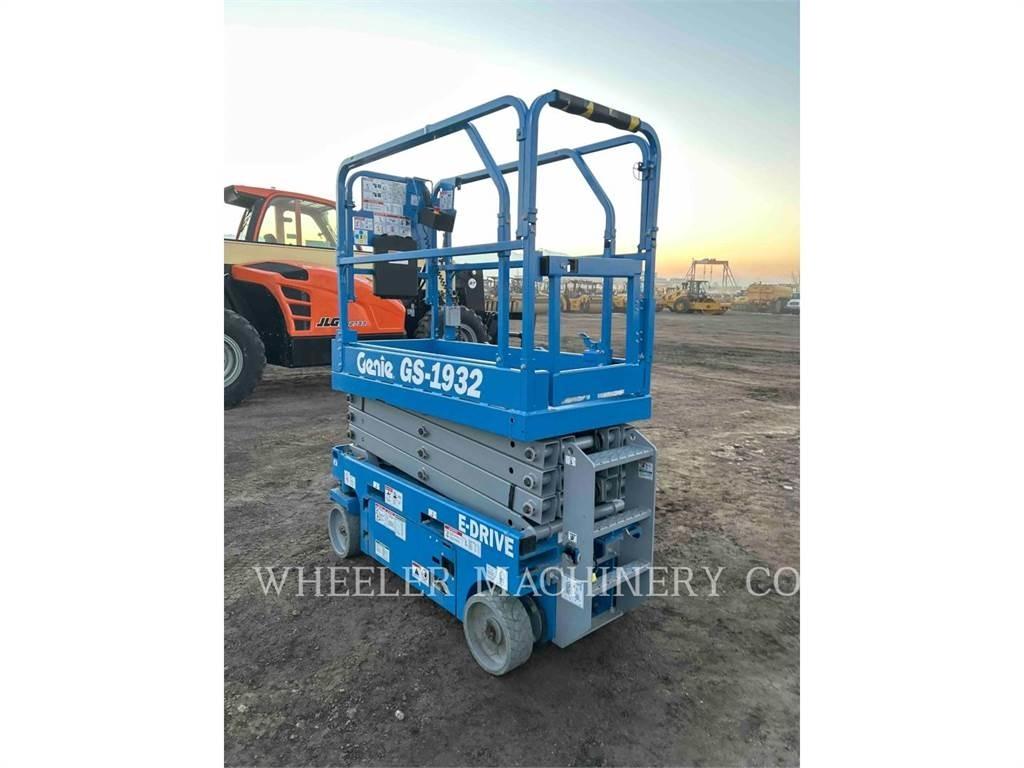 Genie GS1932 Ножничные подъемники