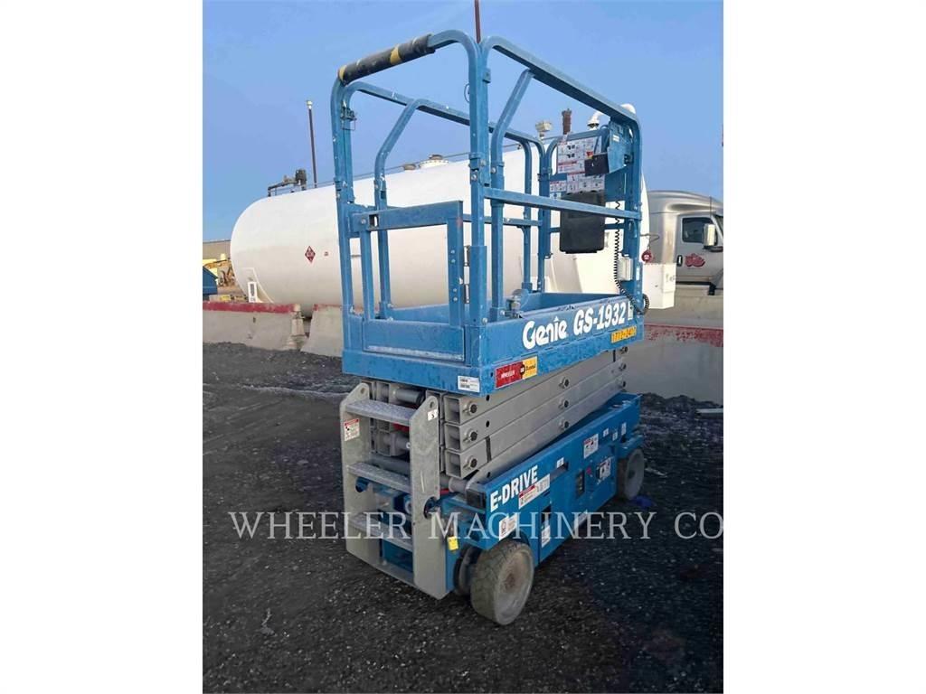 Genie GS1932 Ножничные подъемники