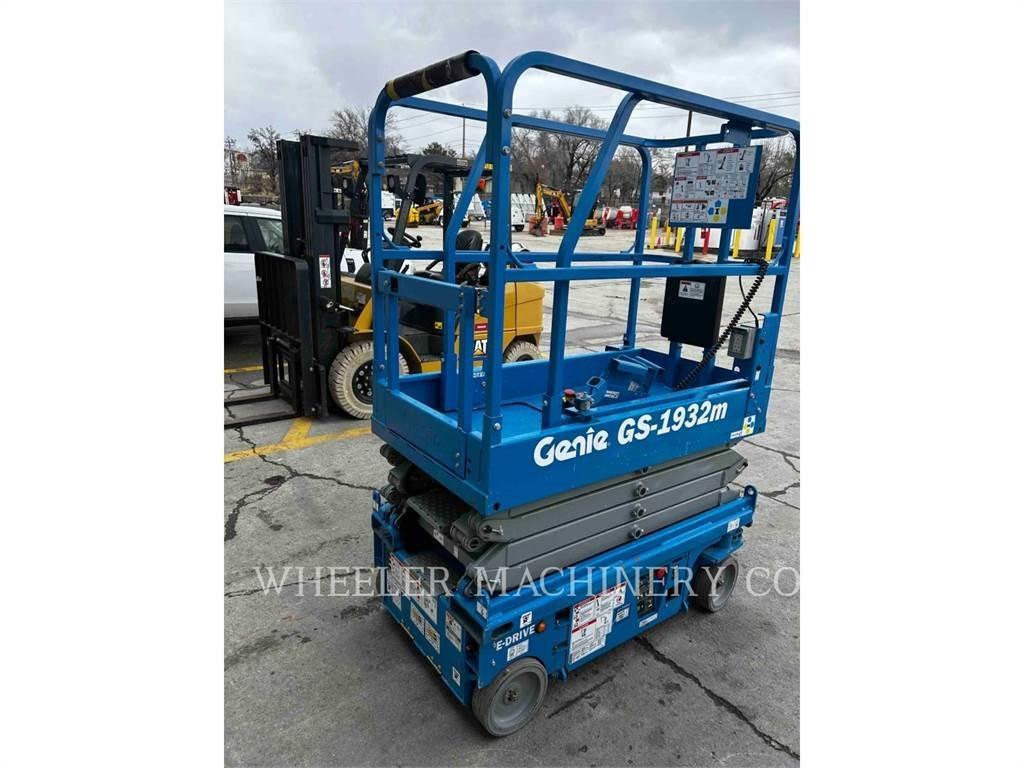 Genie GS1932M Ножничные подъемники