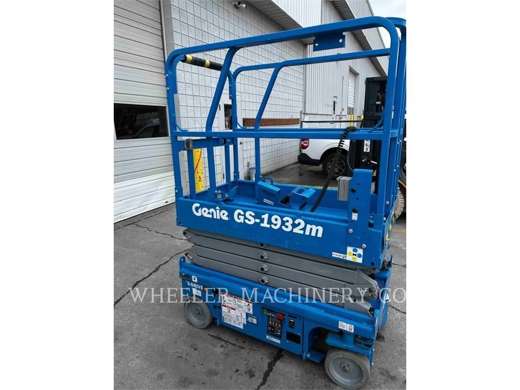 Genie GS1932M Ножничные подъемники