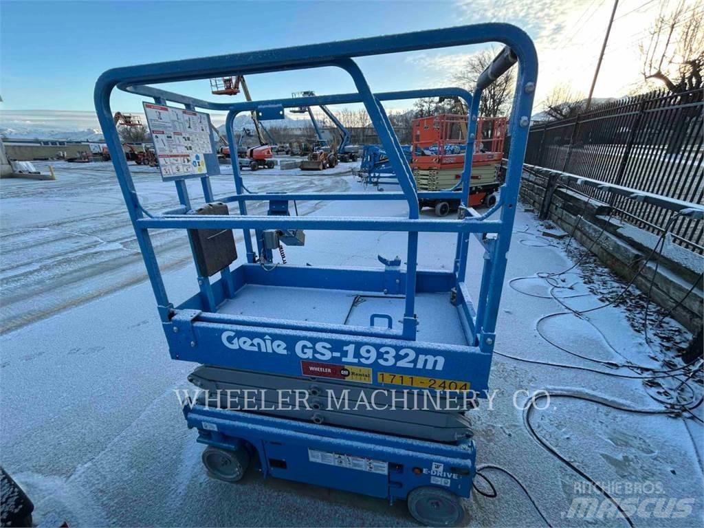 Genie GS1932M Ножничные подъемники