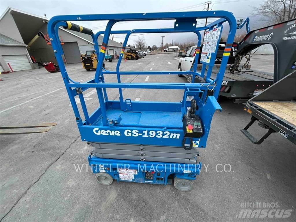 Genie GS1932M Ножничные подъемники