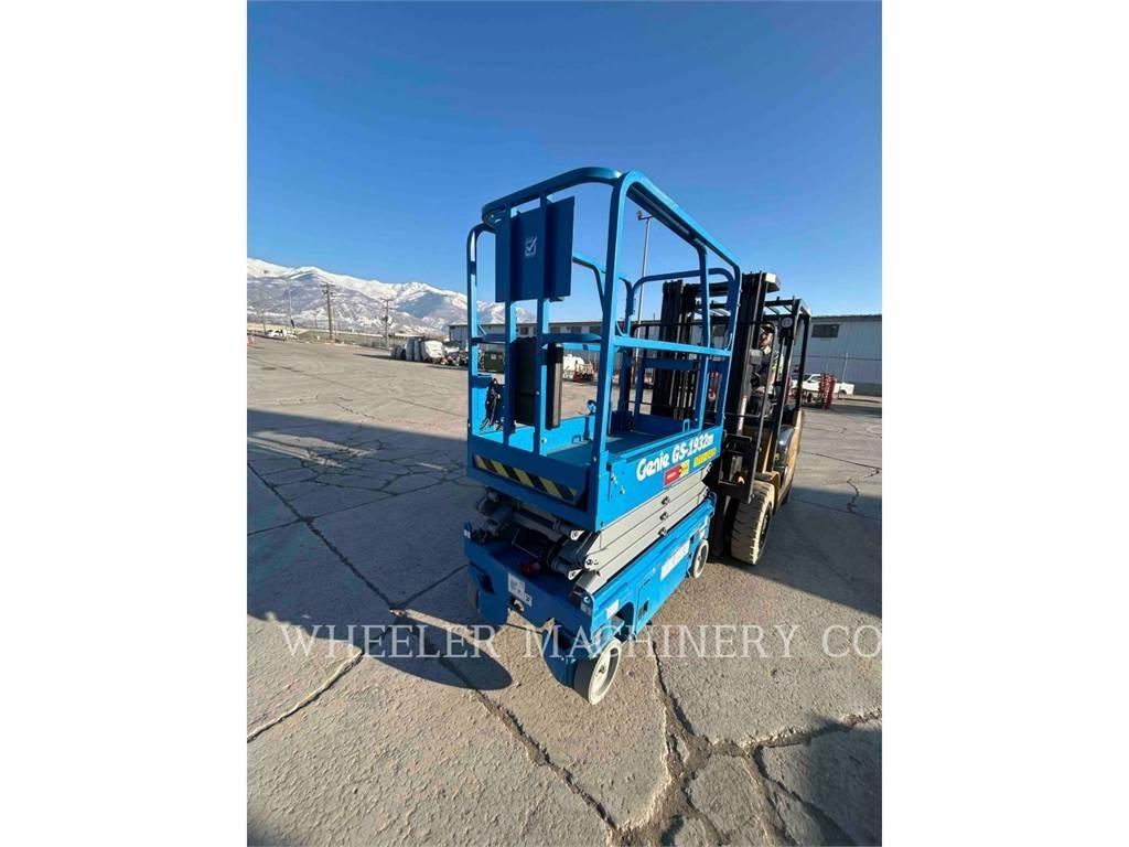 Genie GS1932M Ножничные подъемники