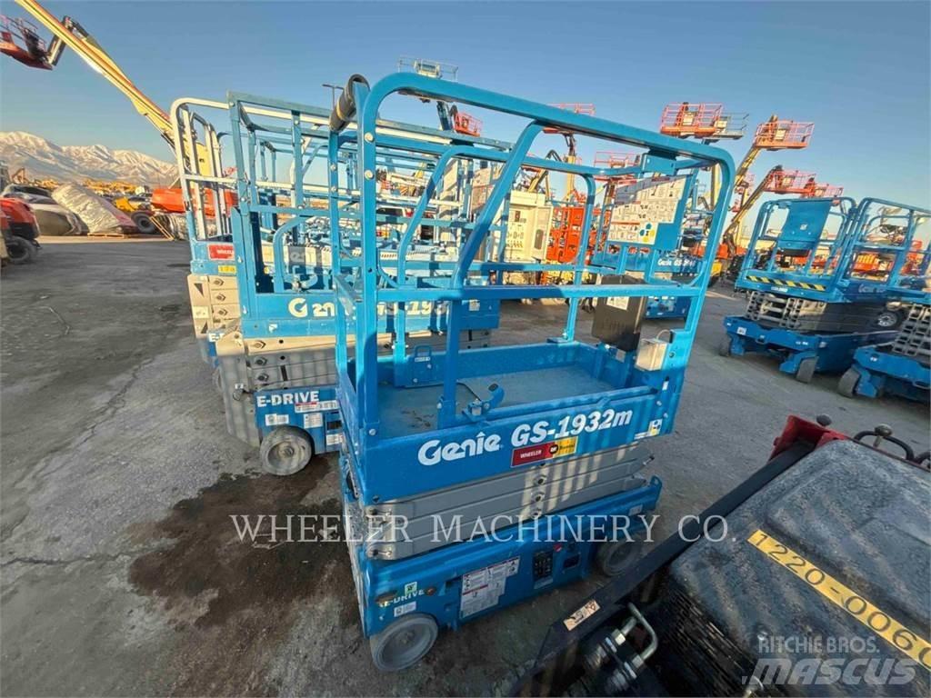 Genie GS1932M Ножничные подъемники