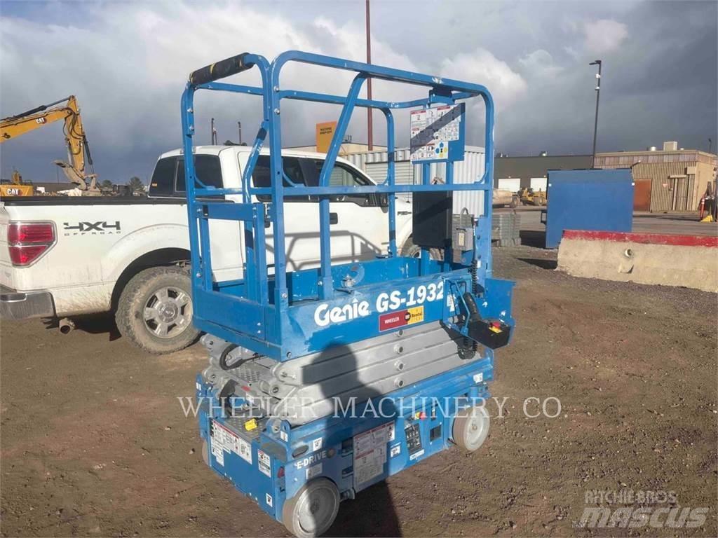 Genie GS1932M Ножничные подъемники