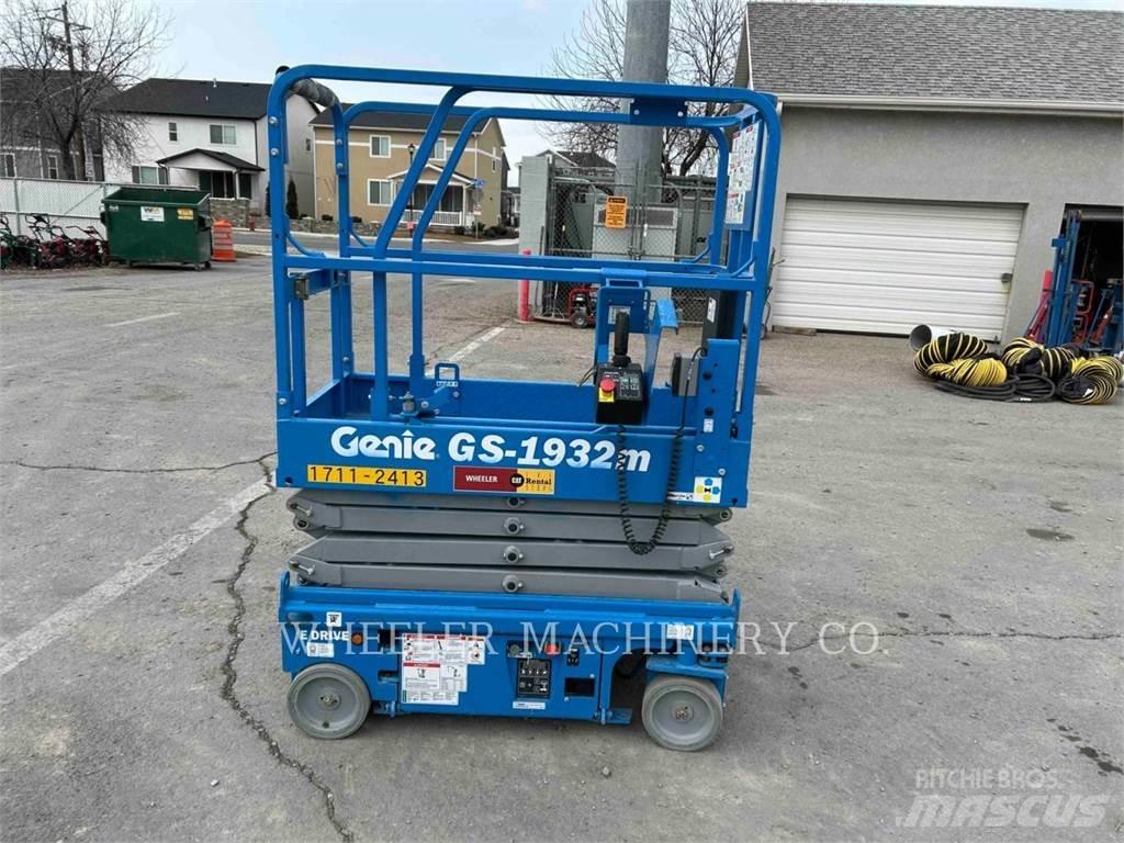 Genie GS1932M Ножничные подъемники