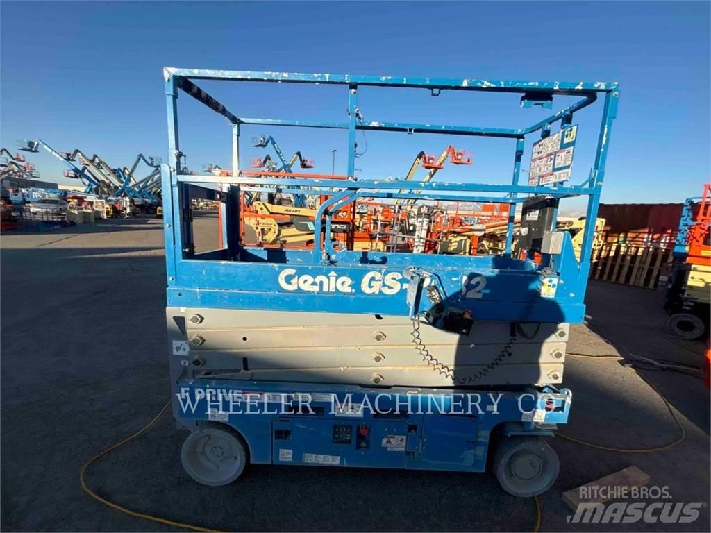 Genie GS2632 Ножничные подъемники