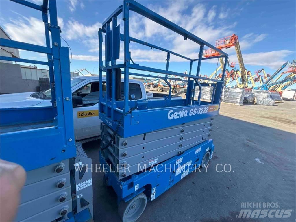 Genie GS3232 Ножничные подъемники