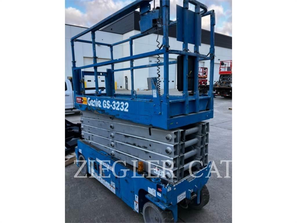 Genie GS3232 Ножничные подъемники