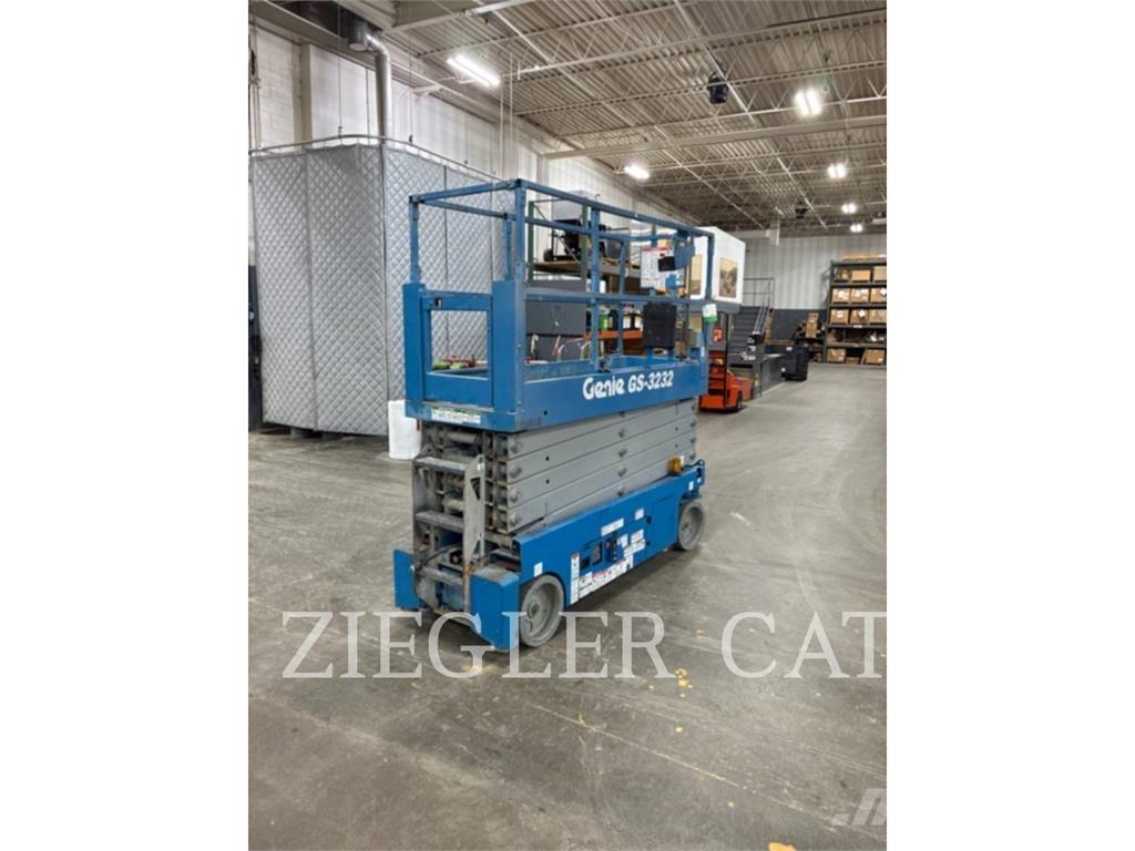 Genie GS3232 Ножничные подъемники