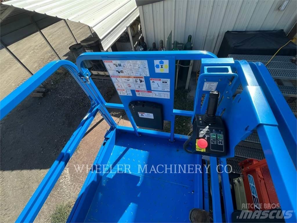 Genie GS3246 Ножничные подъемники