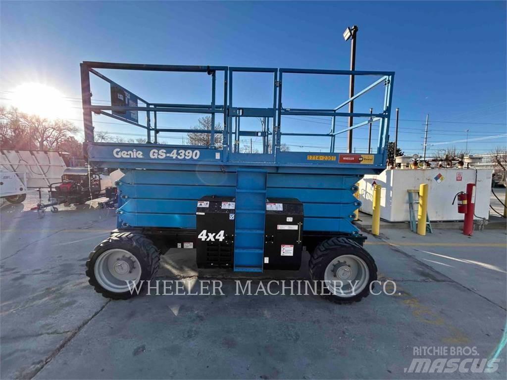 Genie GS4390 RT Ножничные подъемники