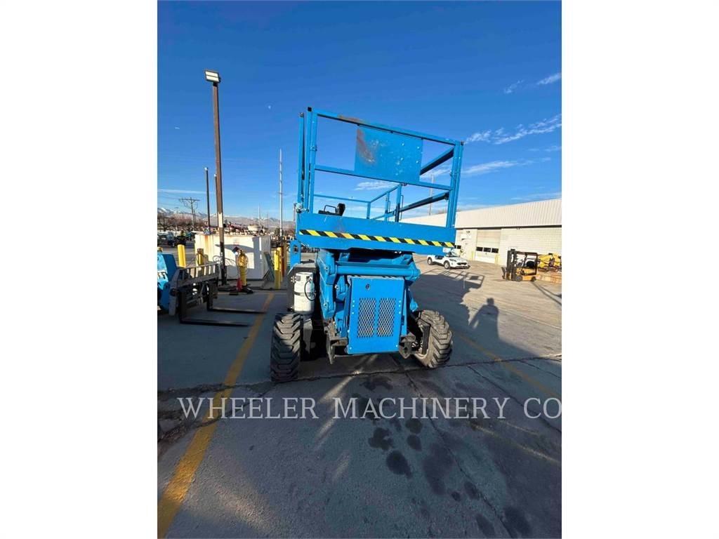 Genie GS4390 RT Ножничные подъемники