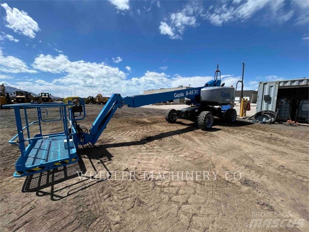 Genie S45XC Коленчатые подъемники