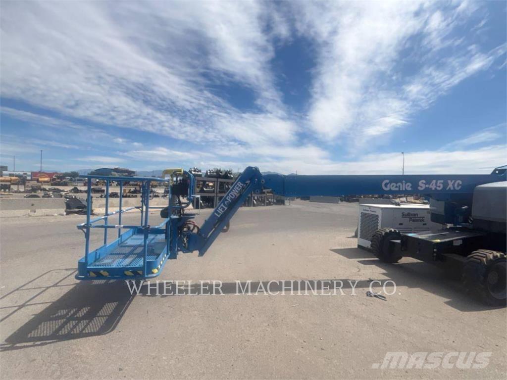 Genie S45XC SP Коленчатые подъемники