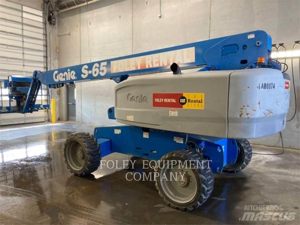 Genie S65G4W Коленчатые подъемники