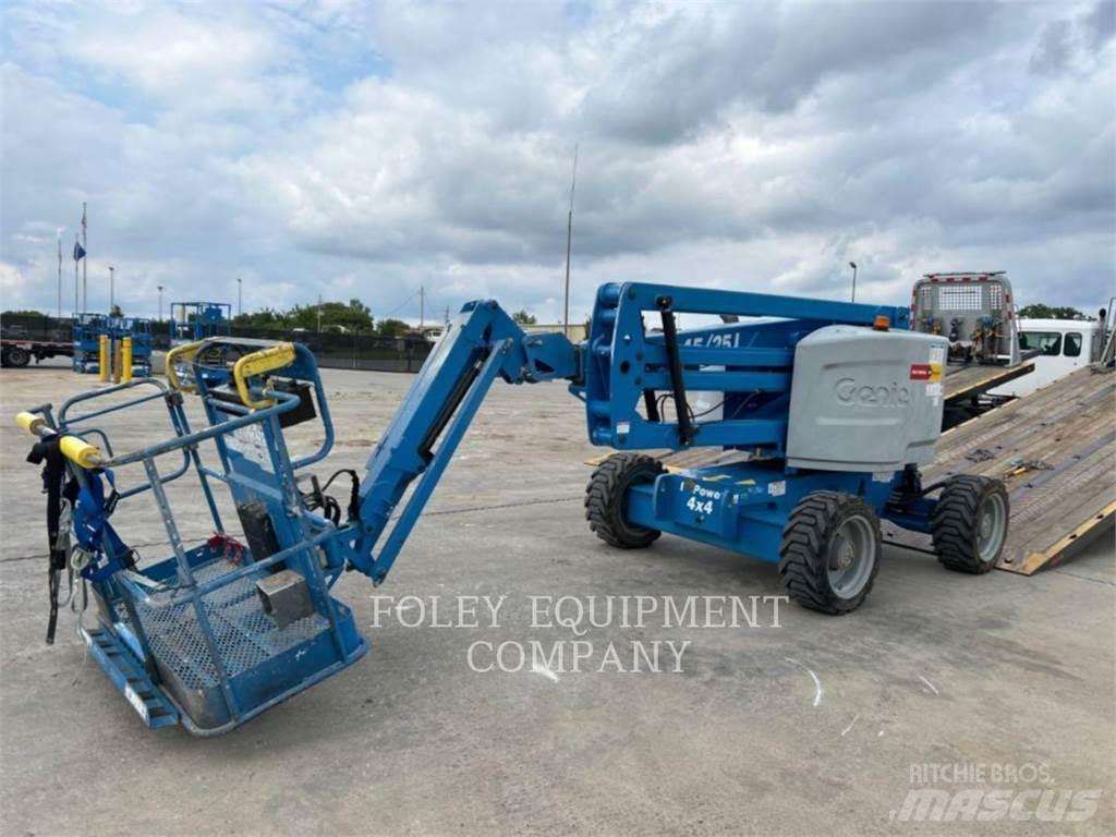 Genie Z45/25JG4 Коленчатые подъемники