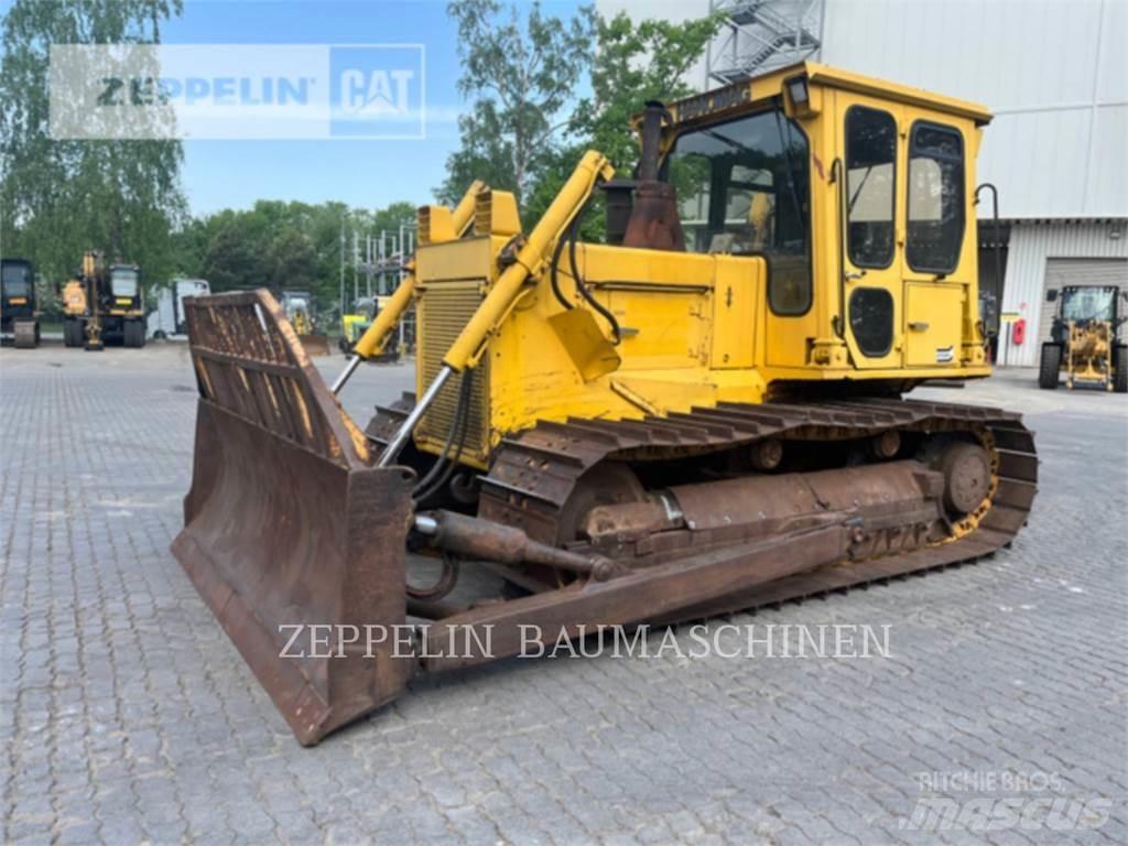 Hanomag (KOMATSU) D500E Гусеничные бульдозеры