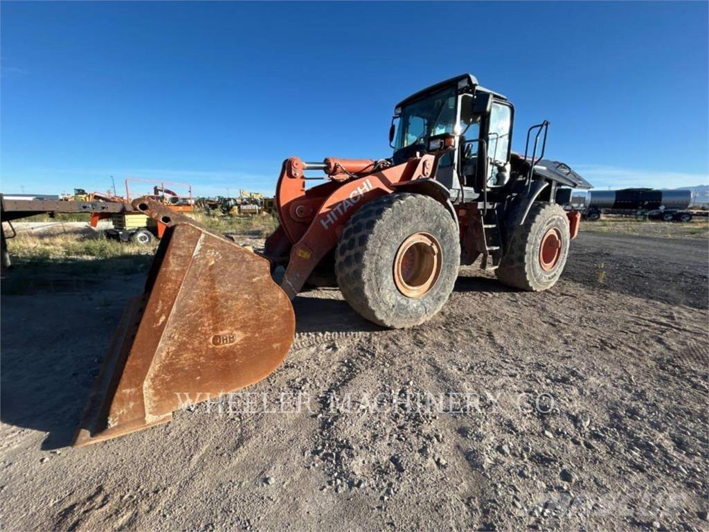 Hitachi ZW250-6 Фронтальные погрузчики