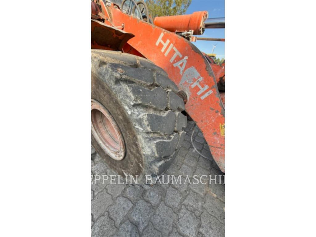 Hitachi ZW250-6 Фронтальные погрузчики