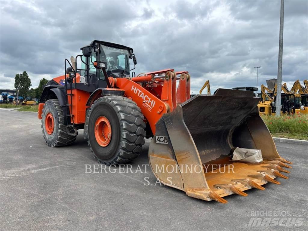 Hitachi ZW370.6 Фронтальные погрузчики