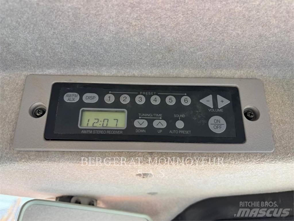 Hitachi ZW370.6 Фронтальные погрузчики