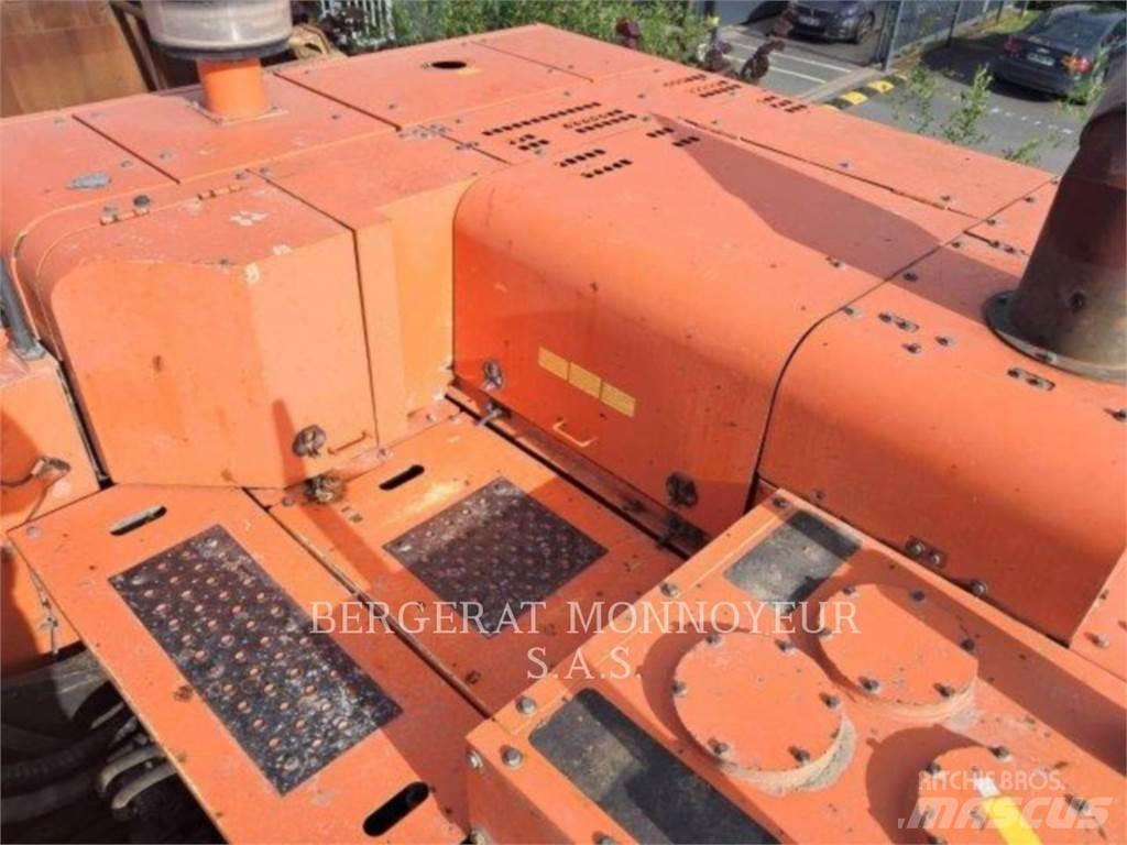 Hitachi ZX 670 45 Гусеничные экскаваторы