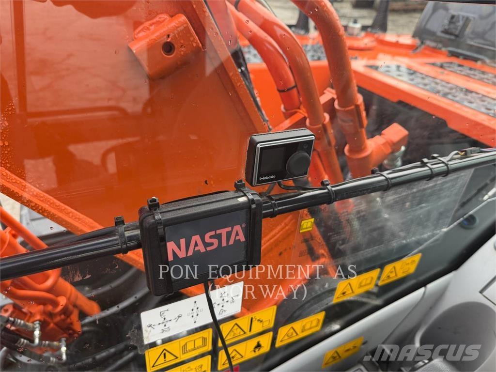 Hitachi ZX210LC Гусеничные экскаваторы