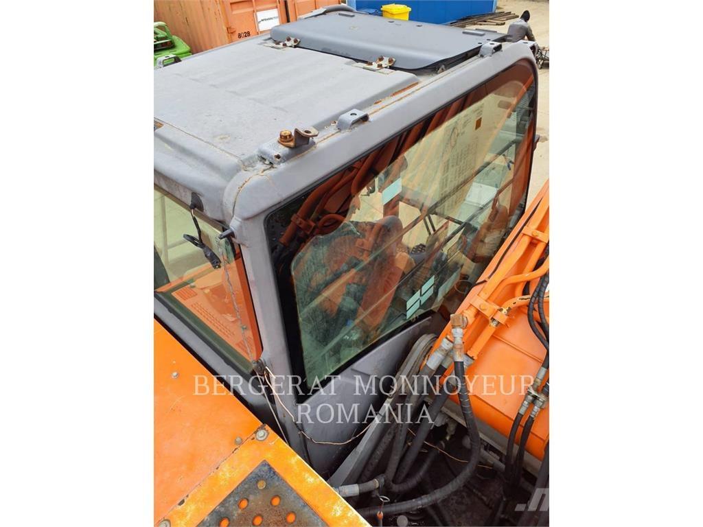 Hitachi ZX2400N-3 Гусеничные экскаваторы