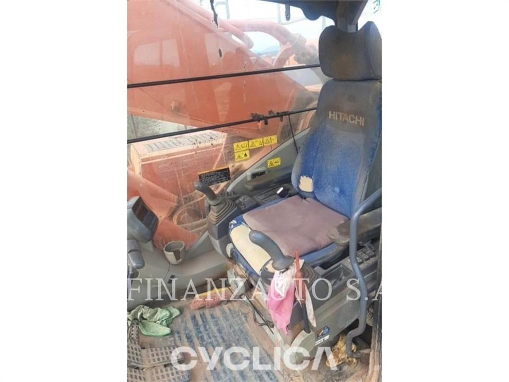 Hitachi ZX670 Гусеничные экскаваторы