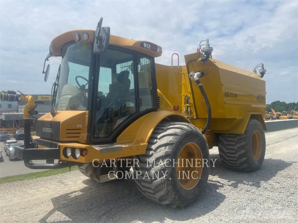 Hydrema HYD 912HM Грузовики-цистерны
