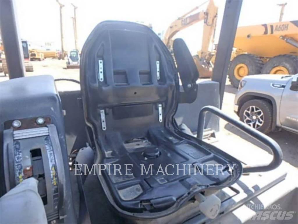 Ingersoll Rand DD-24 Катки тротуарные