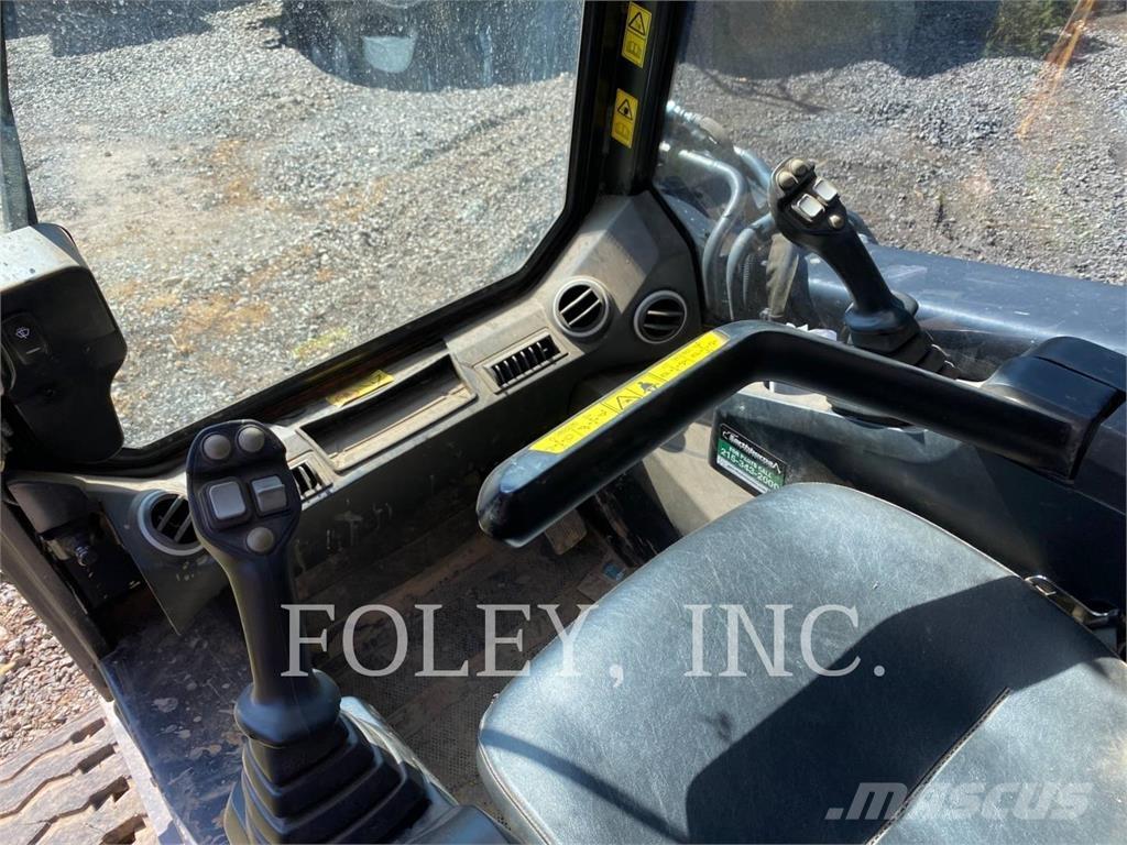 JCB 300TT4 Гусеничные фронтальные погрузчики